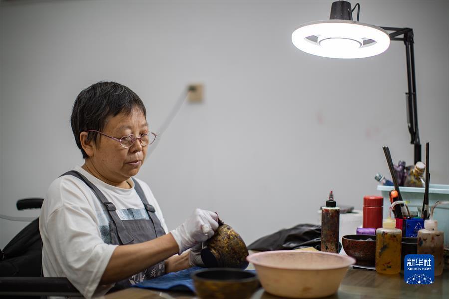 网上百老汇下载